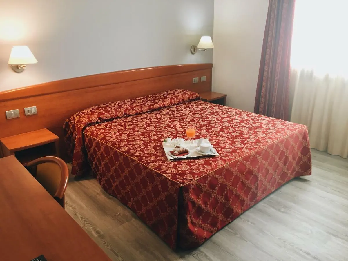 Hotel Alla Croce location